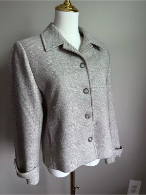Wool blend Classic Women's Textured twill beige Button-Up Jacket neutral natural